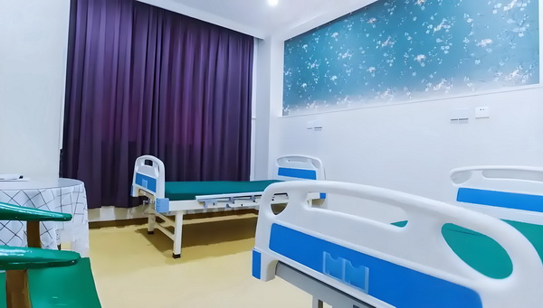2025入户深圳新规定_要出道了吗？！霍汶希女儿hanni杂志封面首秀 我国新常态后经济进入发展